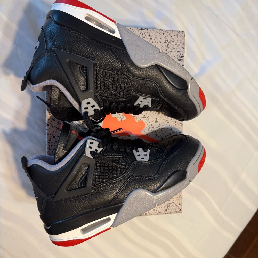 Jordan Retro 4 - Picture 4 of 5